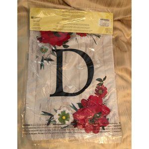 Evergreen small D burlap garden flag